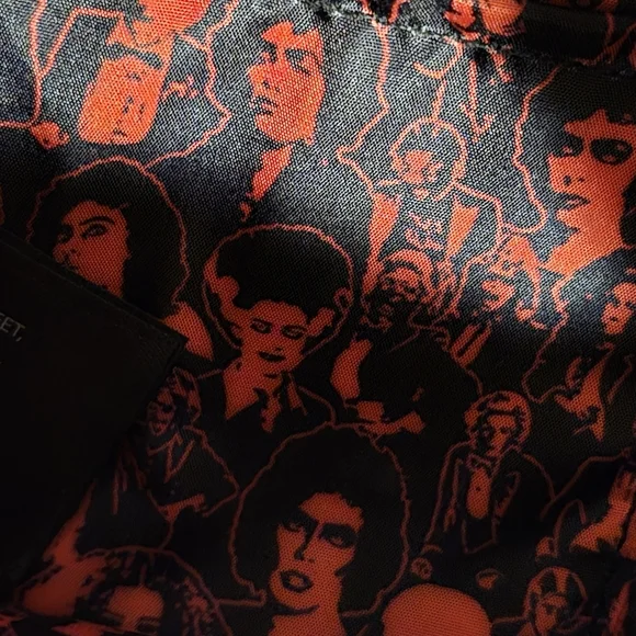 **NEW** Loungefly Rocky Horror Picture Show Lips Crossbody Bag - Picture 6 of 6